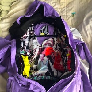 VOLCOM SNOWBOARDING JACKET